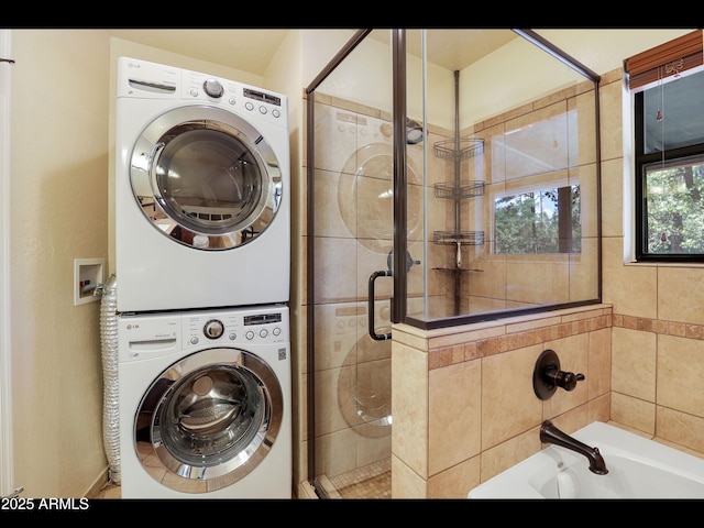 6869 W Ute Trl, Pine, AZ 85544 - laundry room with stacked washing machine and dryer