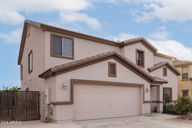 view of front facade with a garage