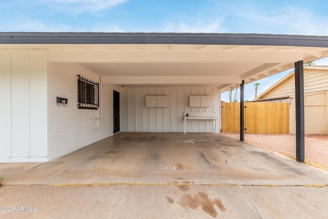 1515 N Saguaro Dr, Tempe, AZ 85288 - garage with an attached carport and fence