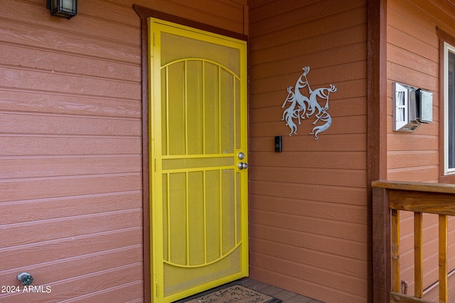 view of entrance to property