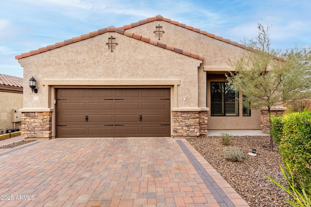 view of front of house with a garage