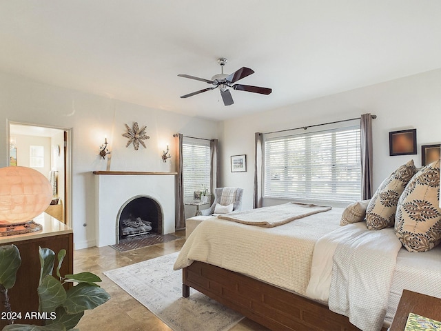 bedroom featuring ceiling fan