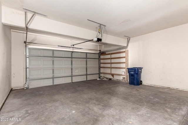 8928 E Crescent Ave, Mesa, AZ 85208 - garage featuring a garage door opener