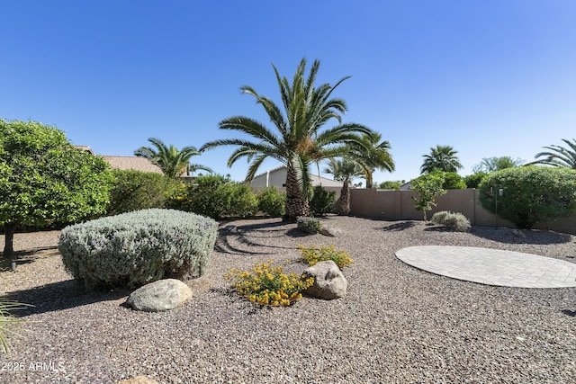 9216 E Rocky Lake Dr, Sun Lakes, AZ 85248 - view of yard with fence