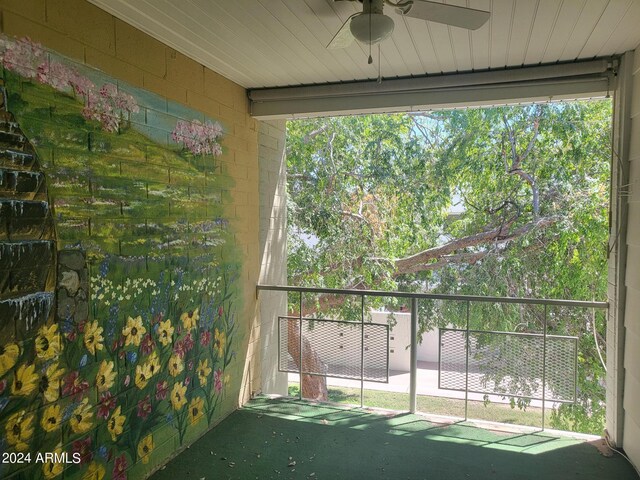 balcony with ceiling fan