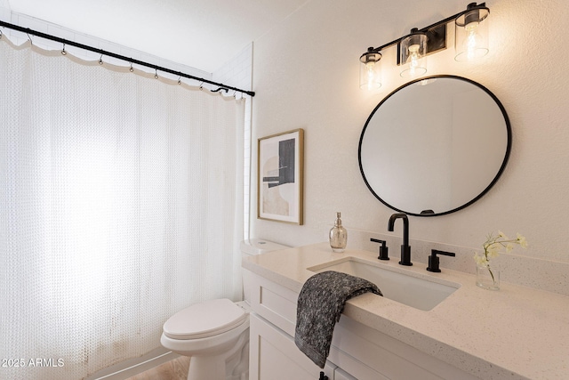 4740 E Portland St, Phoenix, AZ 85008 - full bath featuring curtained shower, toilet, and vanity