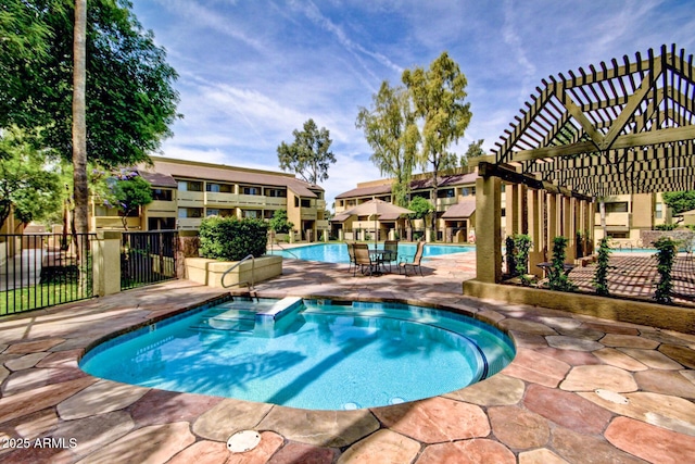 1331 W Baseline Rd Unit 167, Mesa, AZ 85202 - community pool featuring a community hot tub and a patio