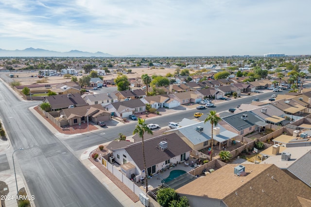 bird's eye view featuring a mountain view