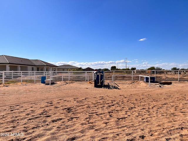 view of yard featuring a rural view