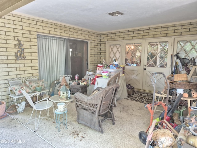 1118 E Orangewood Ave, Phoenix, AZ 85020 - view of patio / terrace