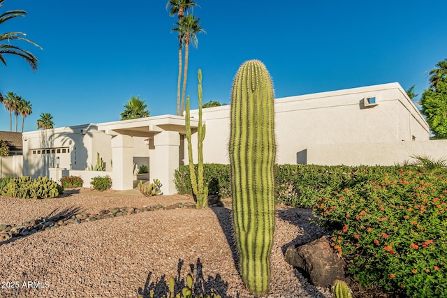 6119 E Sandra Ter, Scottsdale, AZ 85254 - view of side of home with stucco siding