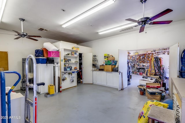 7210 W Caron Dr, Peoria, AZ 85345 - garage with a ceiling fan
