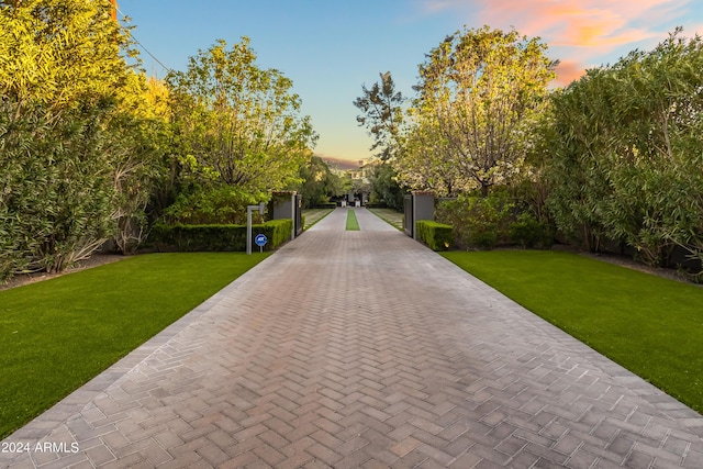 5929 E Indian School Rd, Phoenix, AZ 85018 - surrounding community featuring a lawn