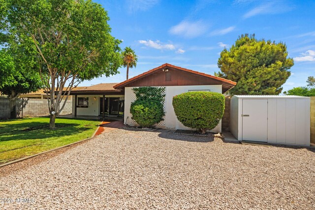 2264 S Don Carlos, Mesa, AZ 85202 - single story home featuring stucco siding and a tile roof