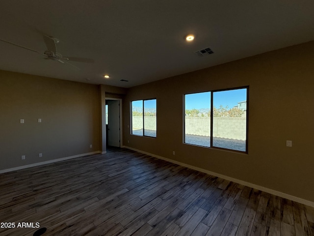 unfurnished room featuring wood-type flooring and ceiling fan