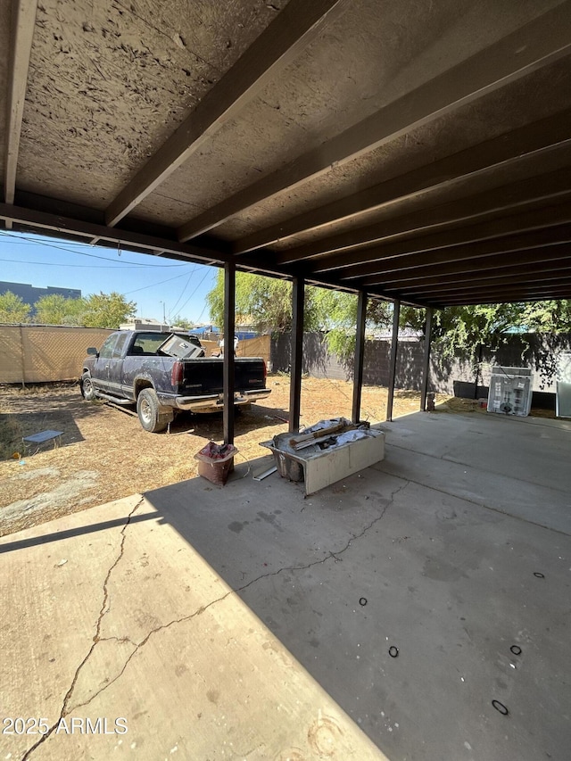 937 W Cocopah St, Phoenix, AZ 85007 - view of vehicle parking featuring a fenced backyard