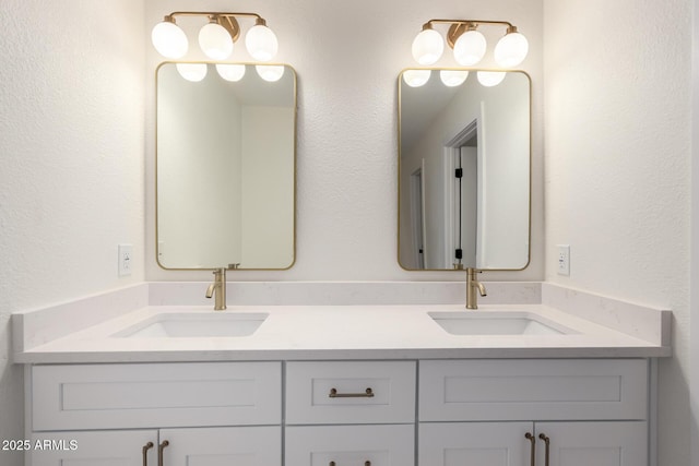 1521 W Jacinto Ave, Mesa, AZ 85202 - full bath with double vanity