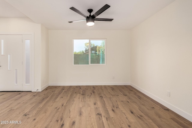 1521 W Jacinto Ave, Mesa, AZ 85202 - empty room featuring wood finished floors and a ceiling fan