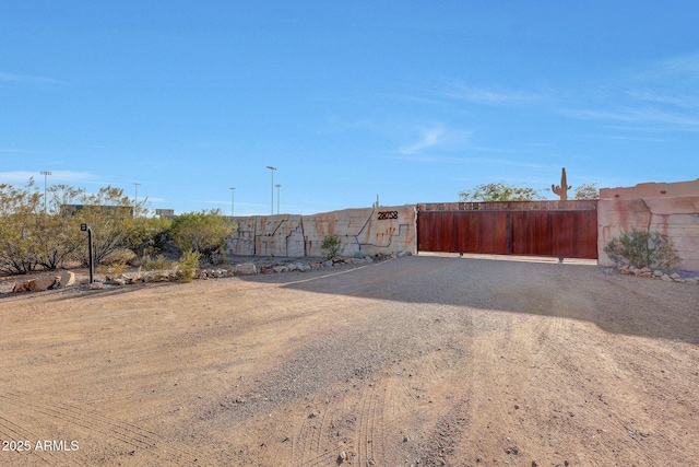 28758 N Ashbrook Ln, San Tan Valley, AZ 85144 - view of yard featuring a gate