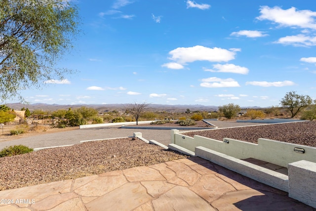 1060 S Kellis Rd, Wickenburg, AZ 85390 - view of patio / terrace with a mountain view