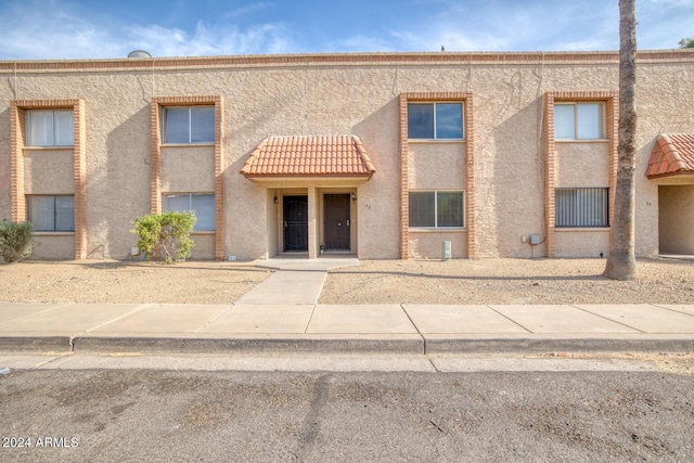 view of townhome / multi-family property