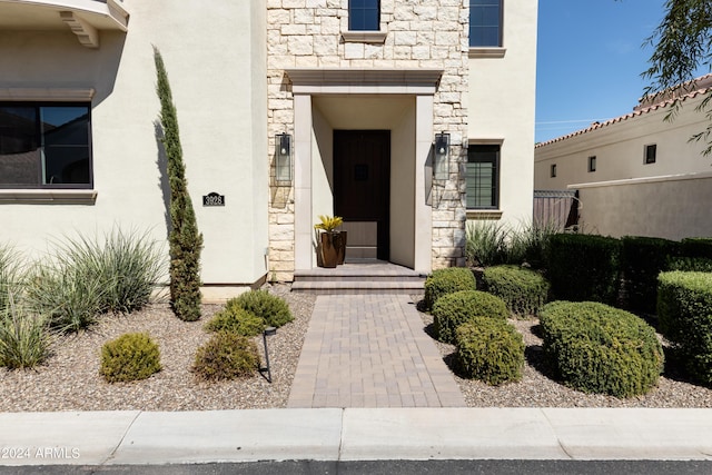 view of property entrance