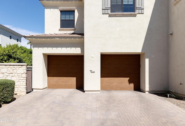 view of front of house featuring a garage