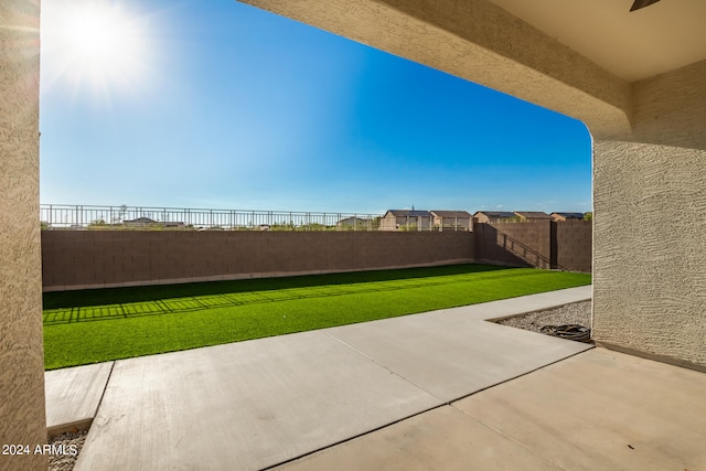 view of yard with a patio area