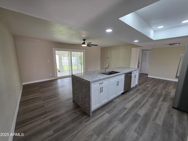 3849 W Mauna Loa Ln, Phoenix, AZ 85053 - kitchen featuring a sink, dark wood finished floors, stainless steel dishwasher, open floor plan, and recessed lighting