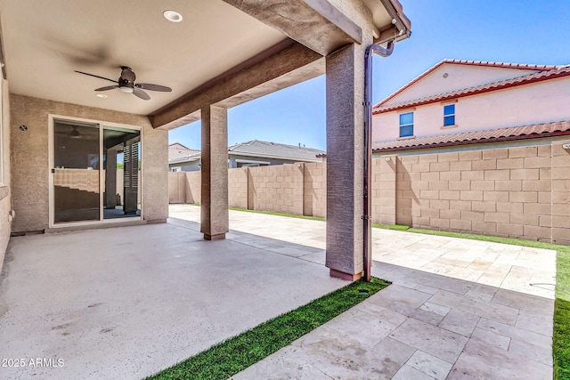 550 E Zion Pl, Chandler, AZ 85249 - fenced backyard featuring ceiling fan and a patio
