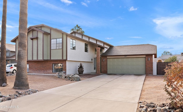 view of front facade featuring a garage