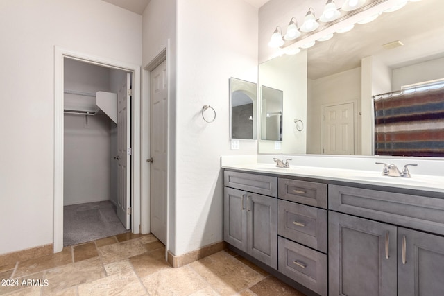 bathroom with vanity