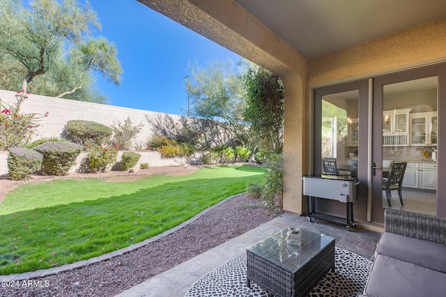 2340 W Horsetail Trl, Phoenix, AZ 85085 - view of yard featuring a patio