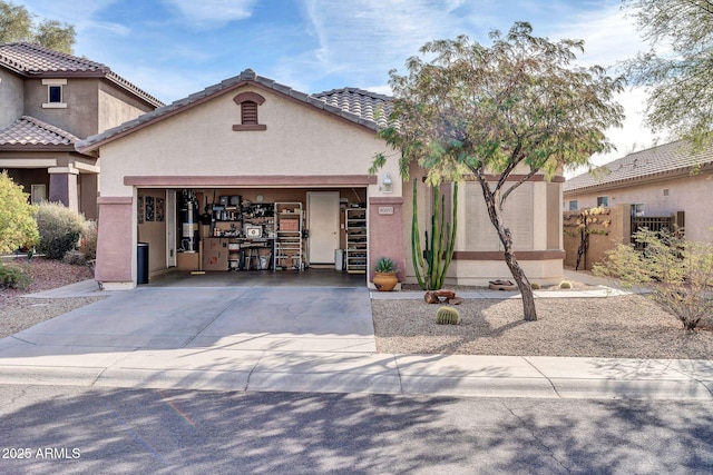 view of front of property featuring a garage