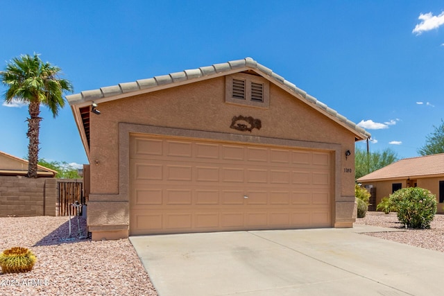 1180 W Rosal Ave, Apache Junction, AZ 85120 - view of detached garage