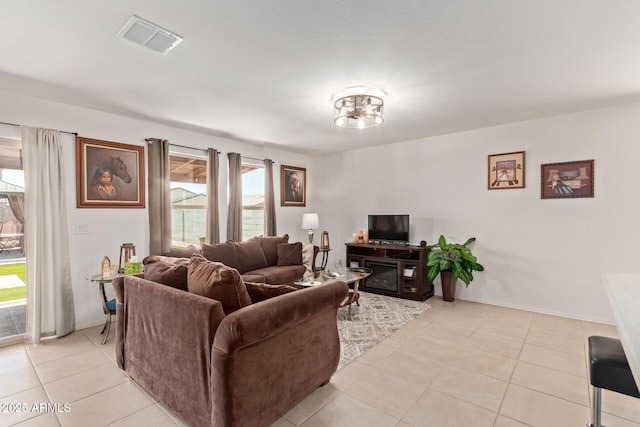 1617 W Pima Ct, Coolidge, AZ 85128 - living area with light tile patterned flooring