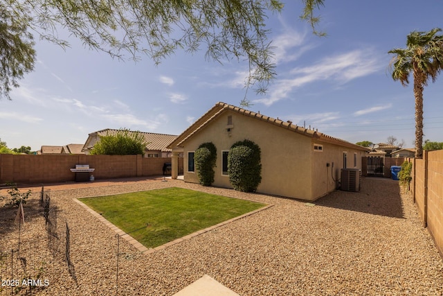 3905 E Derringer Way, Gilbert, AZ 85297 - back of house with stucco siding and a fenced backyard