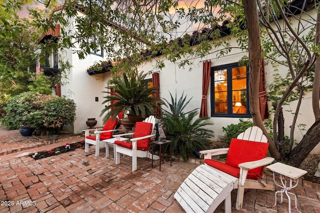 1614 Palmcroft Dr SW, Phoenix, AZ 85007 - view of patio / terrace