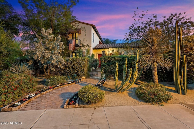 1614 Palmcroft Dr SW, Phoenix, AZ 85007 - exterior space with a fenced front yard and a gate