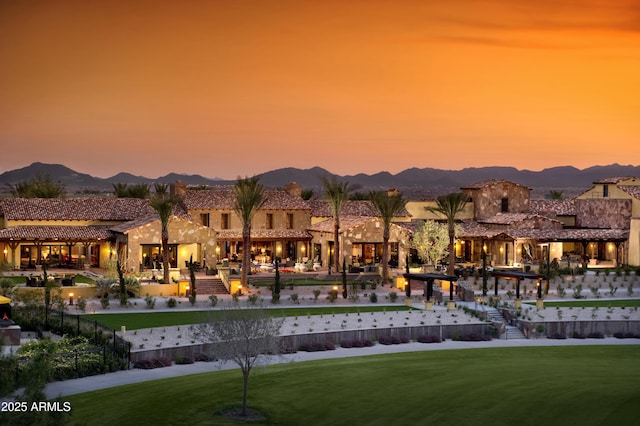 841 E Farmers Ln, Queen Creek, AZ 85140 - surrounding community with a mountain view and a patio