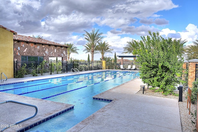 841 E Farmers Ln, Queen Creek, AZ 85140 - community pool with a pergola