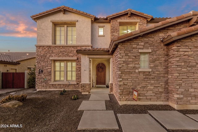 view of mediterranean / spanish-style home