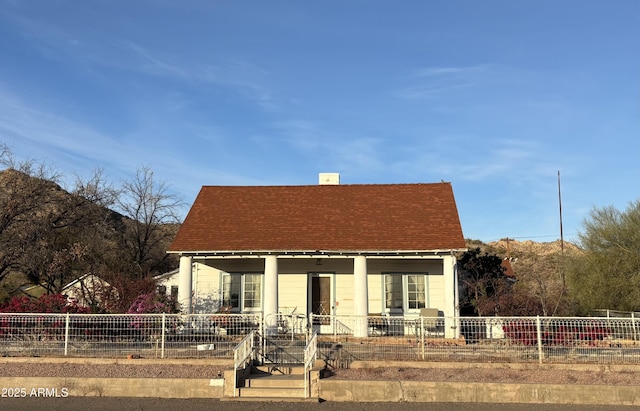 view of front of house