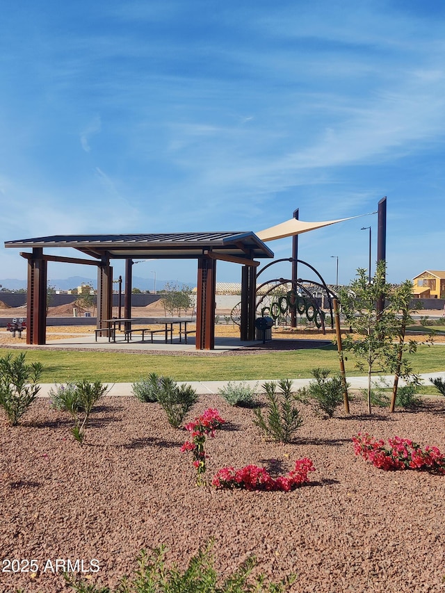 9137 W Sells Dr, Phoenix, AZ 85037 - view of home's community with a gazebo