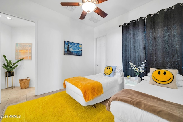 3335 W Carriage Dr, Phoenix, AZ 85086 - bedroom featuring visible vents, tile patterned floors, and ceiling fan