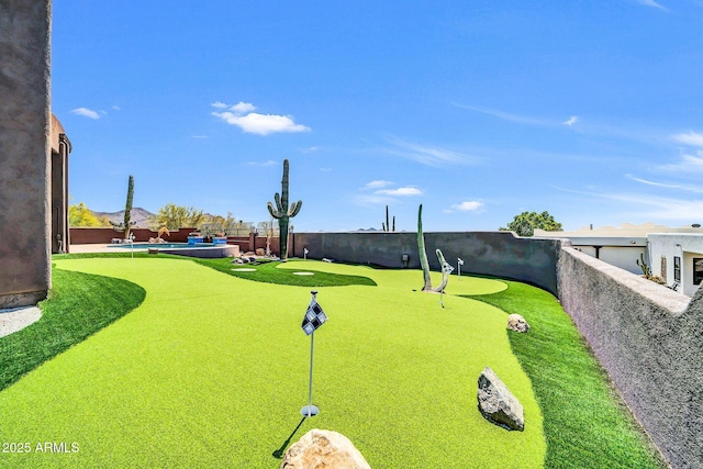 3335 W Carriage Dr, Phoenix, AZ 85086 - surrounding community with fence