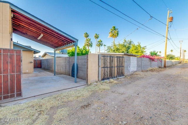 803 W 18th St, Tempe, AZ 85281 - view of gate
