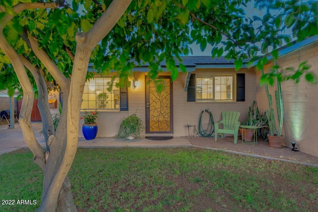803 W 18th St, Tempe, AZ 85281 - view of front of house with a front lawn