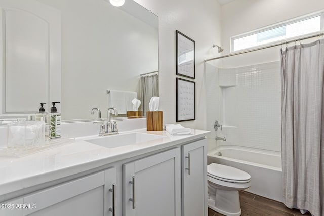 1951 W Plum Rd, Phoenix, AZ 85085 - full bath featuring wood finished floors, toilet, vanity, and shower / bathtub combination with curtain
