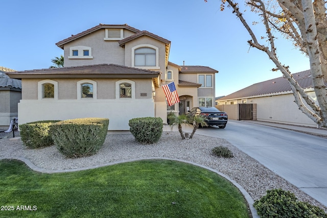 view of front facade with a front yard